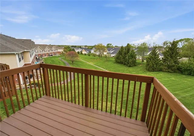 Listing Photo 5 - Condo for sale in building located at 4324 Straight Arrow Rd, Beavercreek, OH 45430