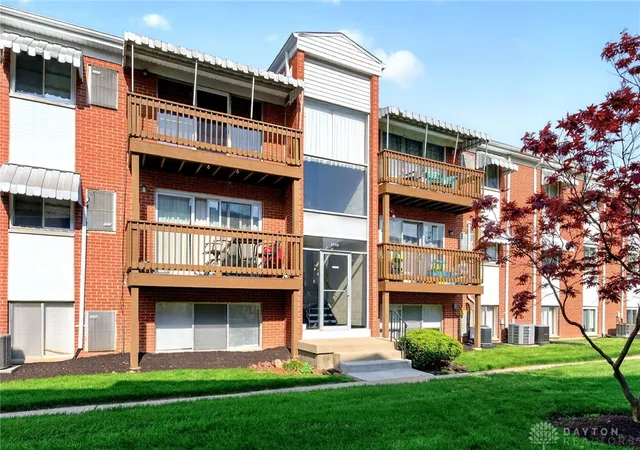 1st image of 5710 W Coach Dr #B, Dayton, OH 45440 | MLS# 956937