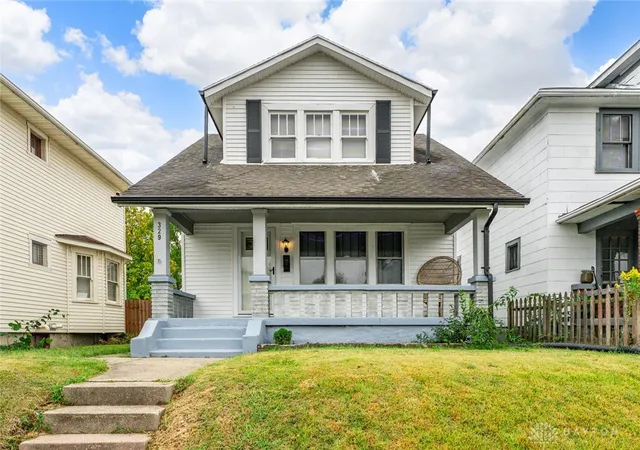4th image of 329 Grove Ave, Dayton, OH 45404 | MLS# 957078