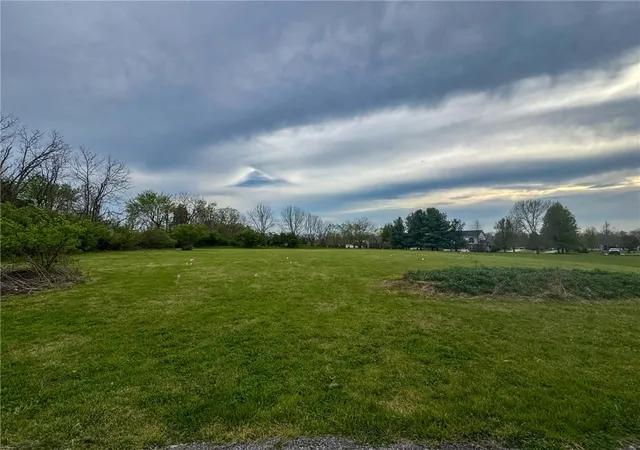 Homes for sale in Lebanon, OH | 1229 E Pekin Rd, Lebanon, OH 45036 | MLS# 957062