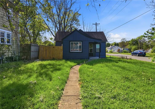 Homes for sale in Dayton, OH | 761 Brooklyn Ave, Dayton, OH 45402 | MLS# 957089