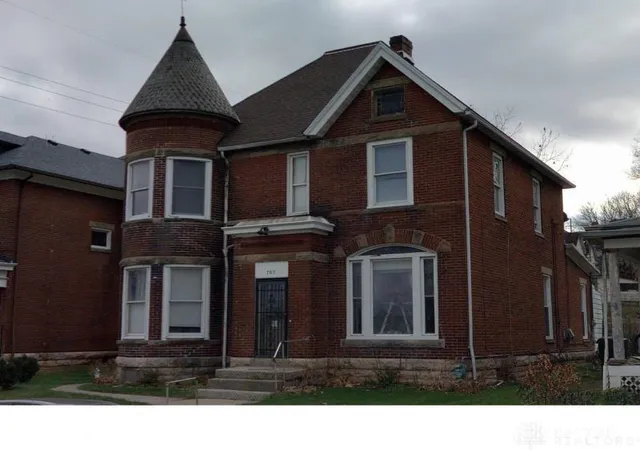 1st image of 707 W High St, Springfield, OH 45506 | MLS# 957149