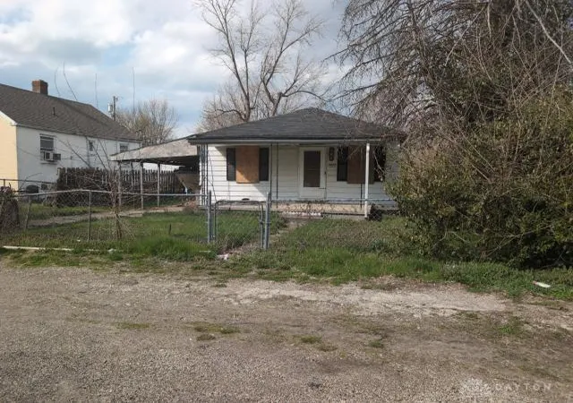 Homes for sale in Dayton, OH | 4425 Clarewood Ave, Dayton, OH 45431 | MLS# 957153
