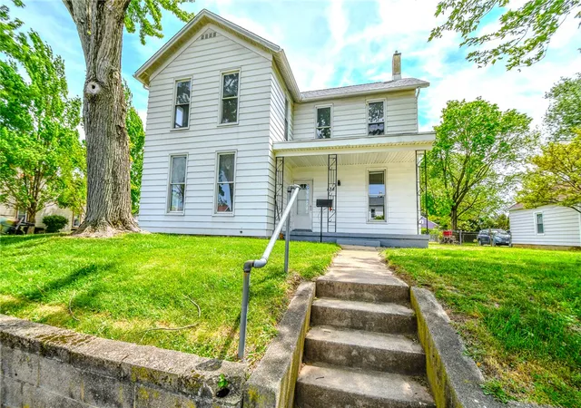 1st image of 138 E Main St, West Carrollton, OH 45449 | MLS# 957282