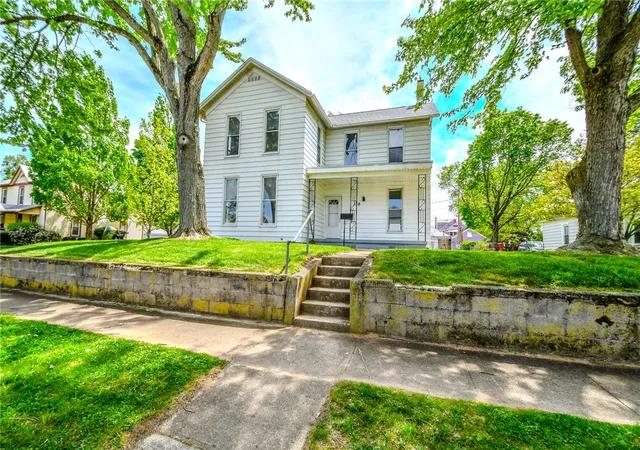 4th image of 138 E Main St, West Carrollton, OH 45449 | MLS# 957282