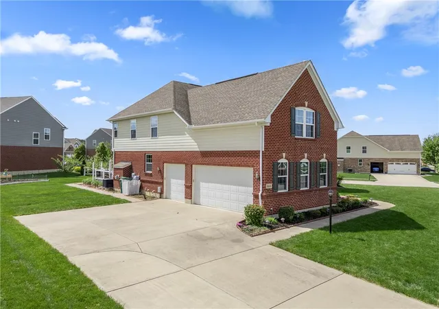55th image of 9448 Aspen Brook Ct, Dayton, OH 45458 | MLS# 957210