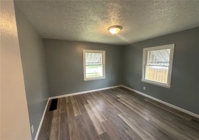 4th image of 921 14Th Ave, Middletown, OH 45044 | MLS# 957241