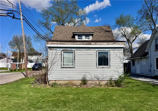 Photo 2 of Single family home for sale at 831 S Market St, Troy, OH 45373 | MLS# 957408 | Listing updated on 2026-08-28