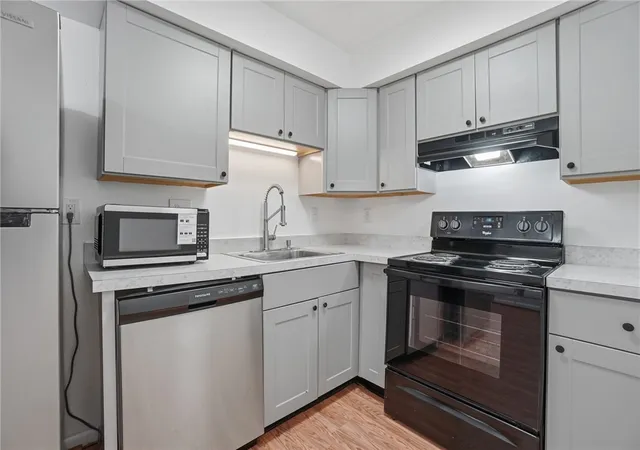2nd image of 5655 E Coach Dr #H, Dayton, OH 45440 | MLS# 957384