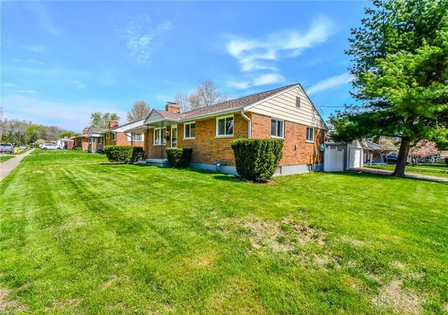 Photo 3 of Single family home for sale at 550 Alma Ave, Miamisburg, OH 45342 | MLS# 957201 | Listing updated on 2026-05-06