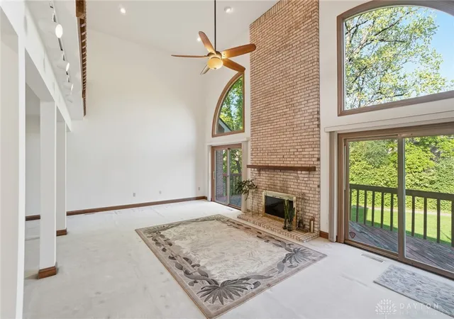 4th image of 861 Timberlake Ct, Dayton, OH 45429 | MLS# 957405