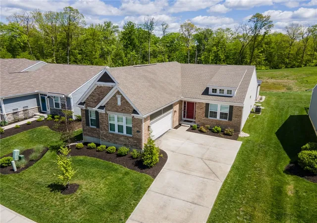 Photo 3 of Single family home for sale at 1953 Prestwick Bnd, Miamisburg, OH 45342 | MLS# 957547 | Listing updated on 2026-10-03