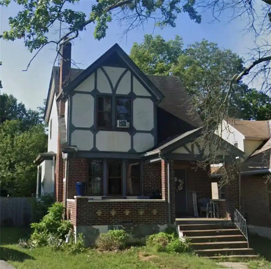 Photo 1 of Single family home for sale at 5015 Casa Loma Blvd, Cincinnati, OH 45238 | MLS# 957585 | Listing updated on 2026-10-09