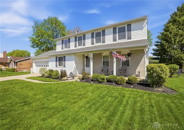 Homes for sale in Piqua, OH | 1810 Carlyle Dr, Piqua, OH 45356 | MLS# 957622
