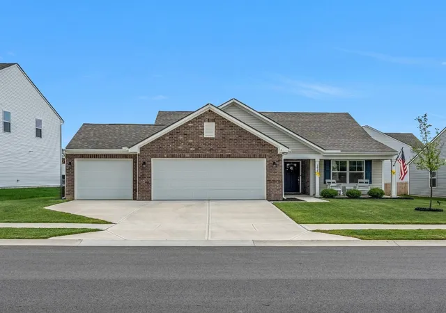 Single family home for sale at 5020 Willow Rd, Clayton, OH 45315 | MLS# 957667