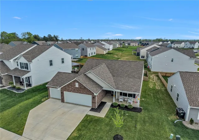 Photo 1 of Single family home for sale at 5020 Willow Rd, Clayton, OH 45315 | MLS# 957667 | Listing updated on 2026-08-04