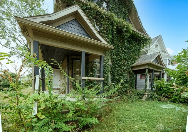 Homes for sale in Dayton, OH | 910 Harvard Blvd #908, Dayton, OH 45406 | MLS# 957493