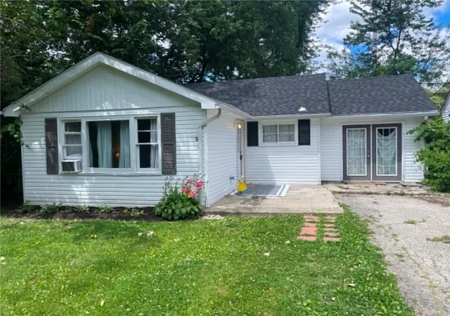 Homes for sale in Harrison Twp, OH | 6967 Sennett, Harrison Twp, OH 45414 | MLS# 957686