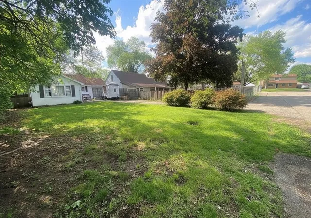 Homes for sale in Harrison Twp, OH | 6967 Sennett, Harrison Twp, OH 45414 | MLS# 957686