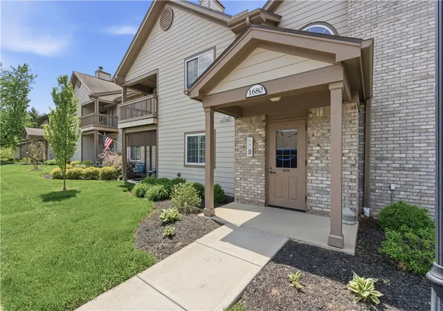 2nd image of 1680 Piper Ln #205, Dayton, OH 45440 | MLS# 957706