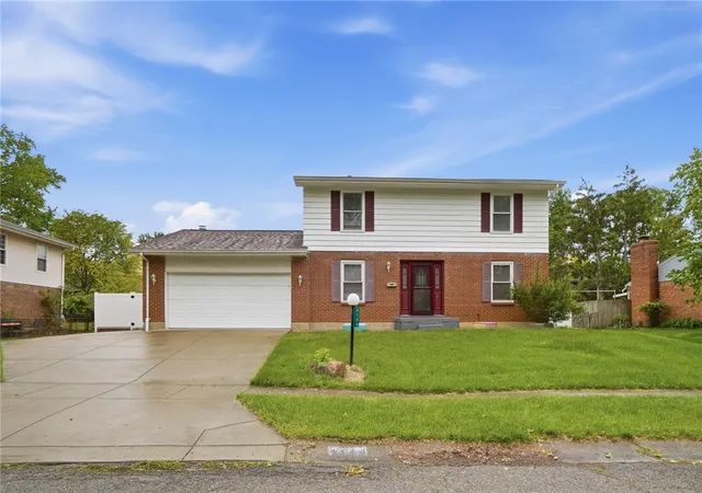 Homes for sale in Riverside, OH | 4144 Meadowsweet Dr, Riverside, OH 45424 | MLS# 957820