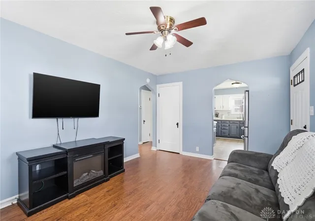 Photo 3 of Sale Pending at 1320 N Plum St, Springfield, OH 45504 | MLS# 957885 | Listing updated on 2026-06-01