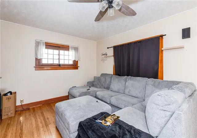 Photo 4 of Single family home for sale at 2133 S Smithville Rd, Dayton, OH 45420 | MLS# 957348 | Listing updated on 2026-07-28