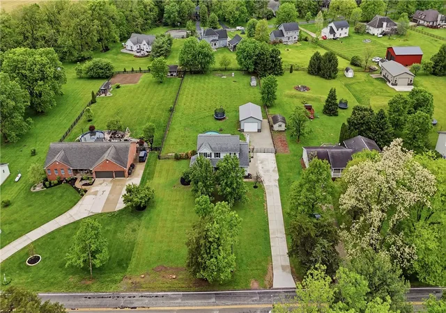 Homes for sale in Waynesville, OH | 8833 Wilson Rd, Waynesville, OH 45068 | MLS# 957753