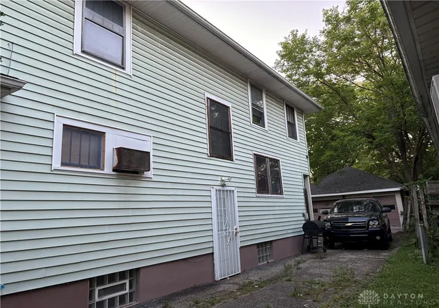 Homes for sale in Dayton, OH | 405 Kenilworth Ave, Dayton, OH 45405 | MLS# 957977