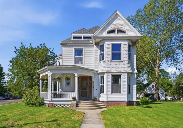 1st image of 3 E Xenia Dr, Fairborn, OH 45324 | MLS# 957662
