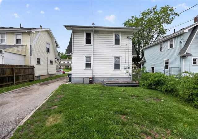2nd image of 2122 S Smithville Rd, Dayton, OH 45420 | MLS# 957305