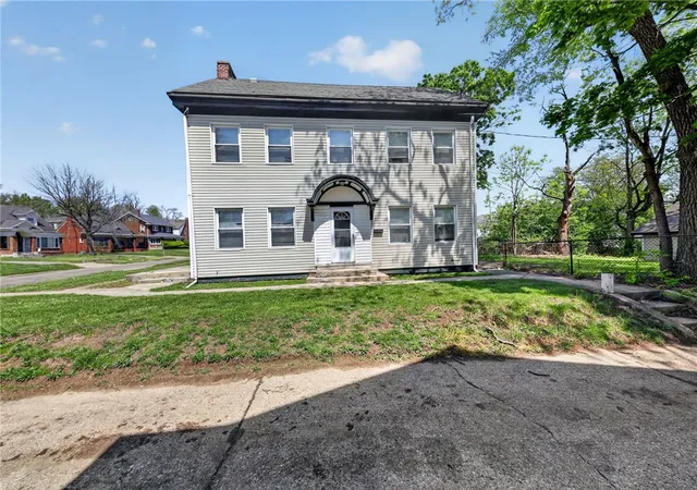1st image of 1712 Catalpa Dr, Dayton, OH 45406 | MLS# 957203