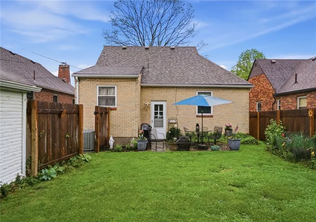 2nd image of 225 Cushing Ave, Dayton, OH 45429 | MLS# 957150