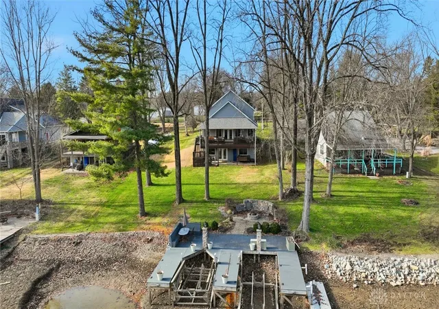 Homes for sale in Perry Twp, OH | 1065 Brunswick Dr, Perry Twp, OH 45118 | MLS# 958086