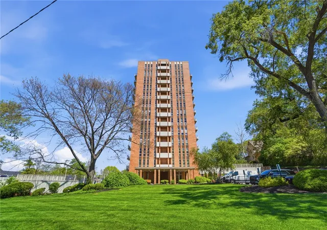 19th image of 2230 S Patterson Blvd #26, Dayton, OH 45409 | MLS# 957031