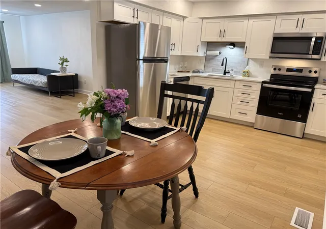 5th image of 5715 E Coach Dr #159, Dayton, OH 45440 | MLS# 957297
