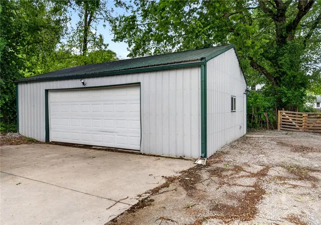 Homes for sale in Wayne Twp, OH | 9911 N Cincinnati Columbus Rd, Wayne Twp, OH 45068 | MLS# 957996