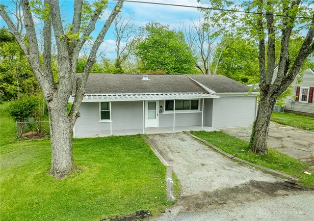Homes for sale in Springfield Twp, OH | 330 Saint Paul Ave, Springfield Twp, OH 45504 | MLS# 958126