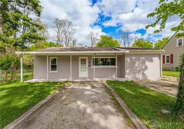 Homes for sale in Springfield Twp, OH | 330 Saint Paul Ave, Springfield Twp, OH 45504 | MLS# 958126