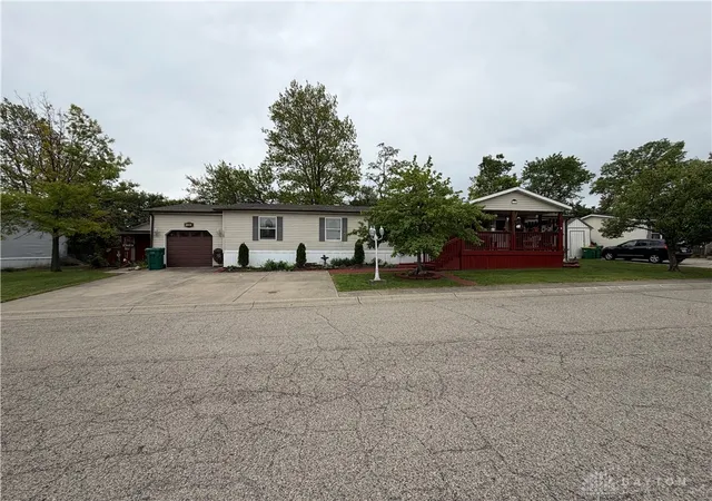 Homes for sale in Miamisburg, OH | 11285 Crimson, Miamisburg, OH 45342 | MLS# 958267