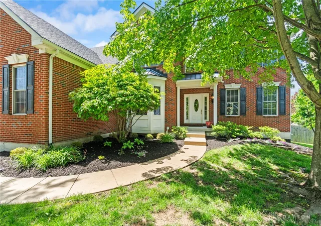 Photo 2 of Single family home for sale at 679 Towncrest Dr, Beavercreek, OH 45434 | MLS# 958287 | Listing updated on 2026-07-19