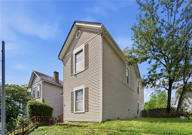 Homes for sale in Dayton, OH | 823 Wyoming St, Dayton, OH 45410 | MLS# 957193