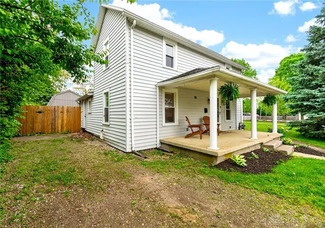 Homes for sale in Enon Vlg, OH | 181 E Main St, Enon Vlg, OH 45323 | MLS# 957998