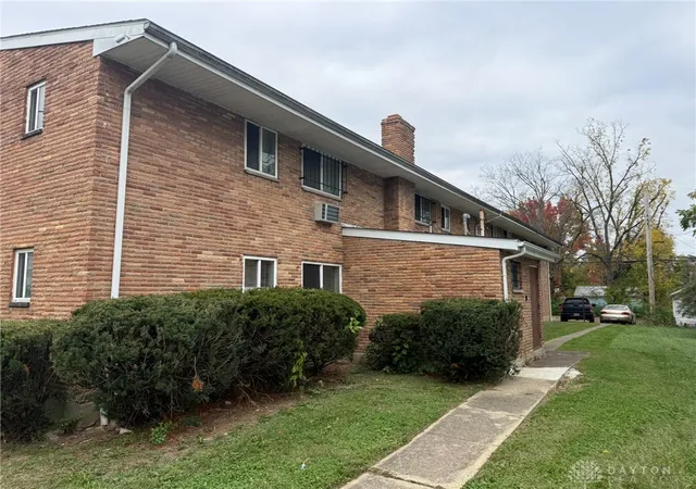 Homes for sale in Dayton, OH | 2929 Hoover Ave, Dayton, OH 45402 | MLS# 958230