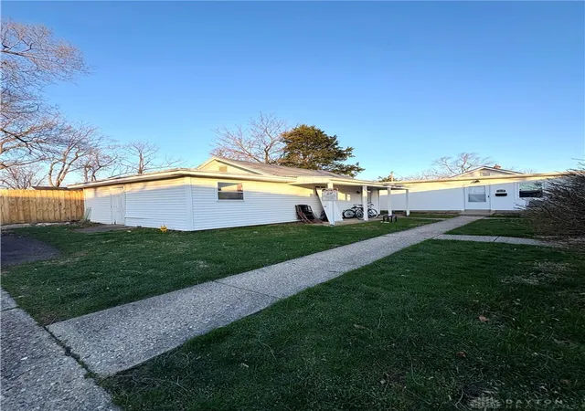 10th image of 1830 Roslyn Ave, Dayton, OH 45429 | MLS# 958431