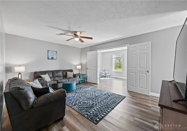 5th image of 128 Grand Vista Dr, Wilmington, OH 45177 | MLS# 958405