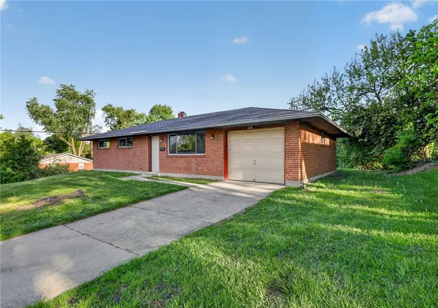 2nd image of 6051 Longford Rd, Dayton, OH 45424 | MLS# 957129
