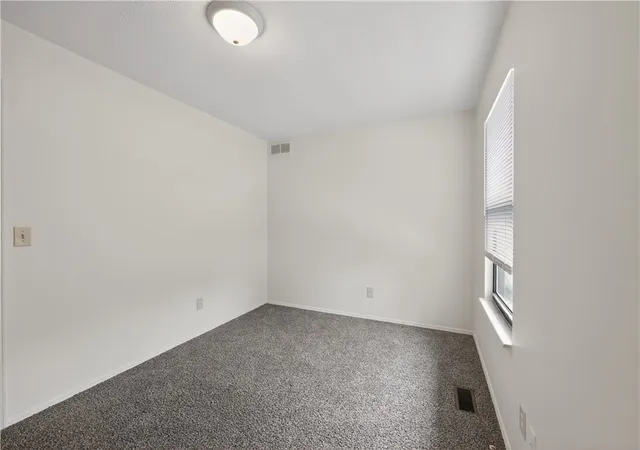 4th image of 5940 Timbergate Trl, Dayton, OH 45424 | MLS# 958158