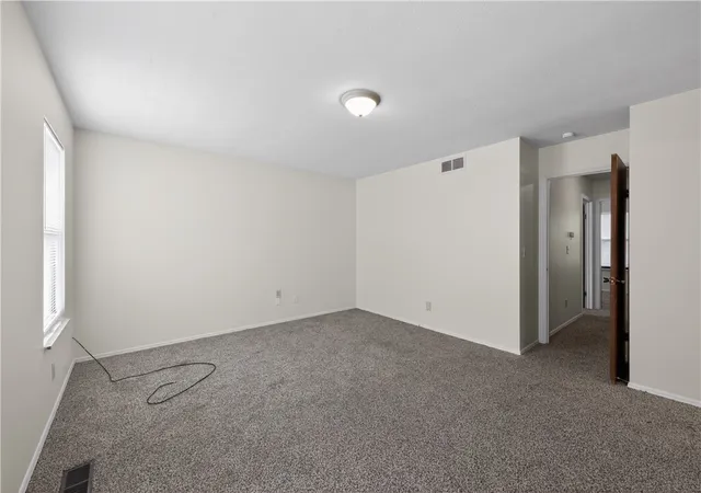5th image of 5940 Timbergate Trl, Dayton, OH 45424 | MLS# 958158