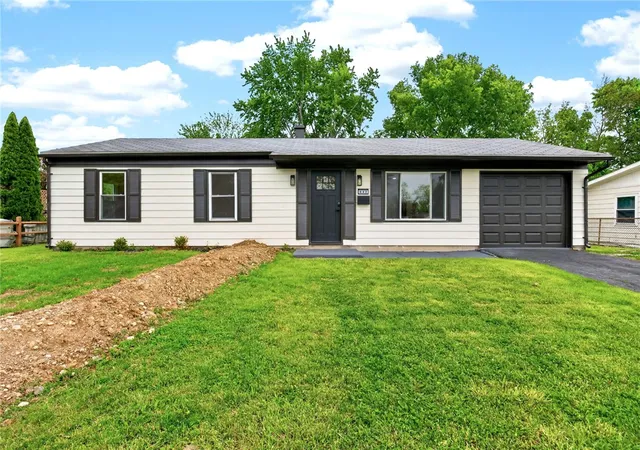 Homes for sale in New Carlisle, OH | 842 Edgewick Rd, New Carlisle, OH 45344 | MLS# 958404